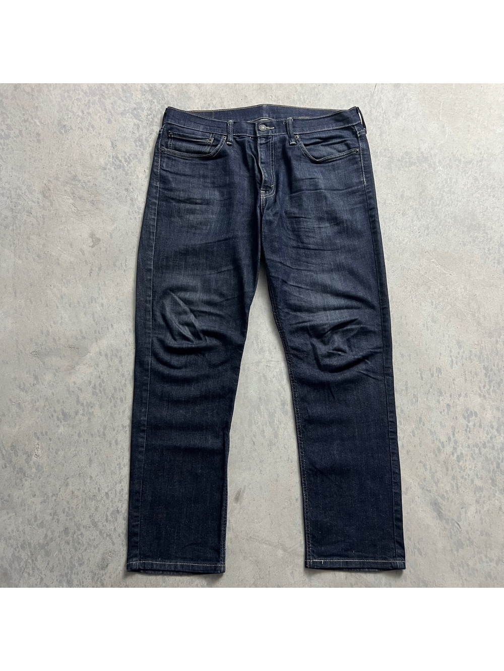 Levi’s 541 Athletic Taper Jeans 34X32 (Fits 37X29) Indigo Whisker Faded Indigo